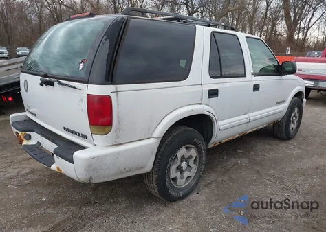 2003 Chevrolet Blazer Ls из США, поврежденный, VIN 1GNDT13X93K109161